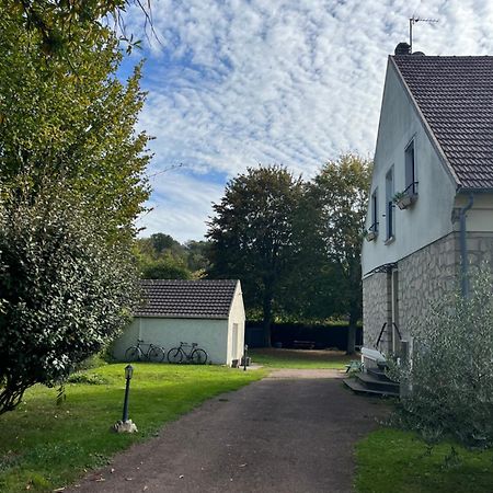 Studio Avec Grand Jardin + Parking Seraincourt Zewnętrze zdjęcie
